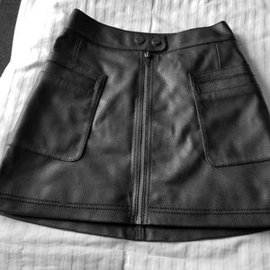 Free People Vegan leather skirt NEW size 0